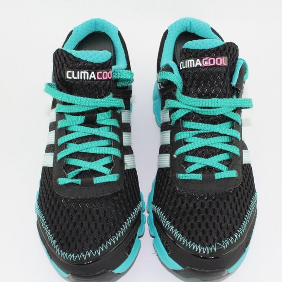 womens adidas lightweight sneakers